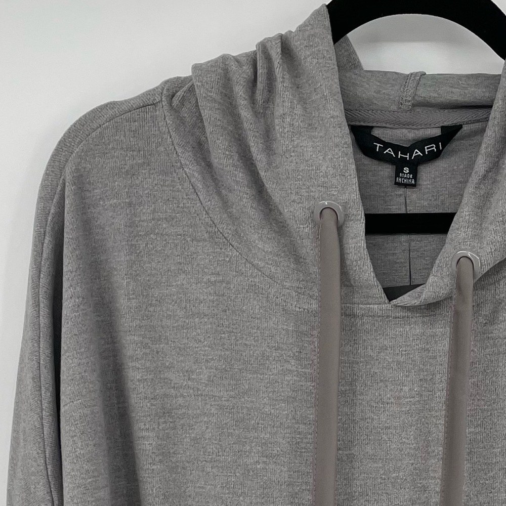 NEW! Tahari Gray Super Soft Hoodie - Picture 3 of 11